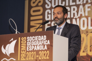Alejandro Fernández-Riba, en un momento de su discurso -PREMIOS SGE 2021-2022MADRID_ 2023