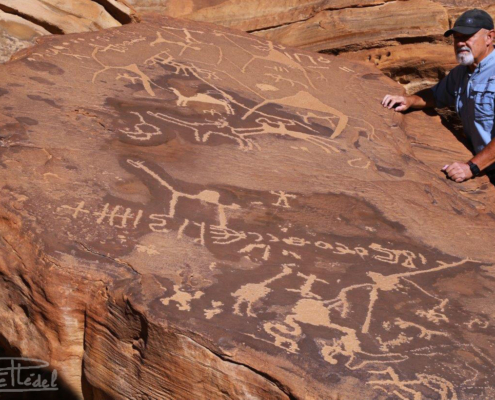 En medio del desierto, arte del pasado.
