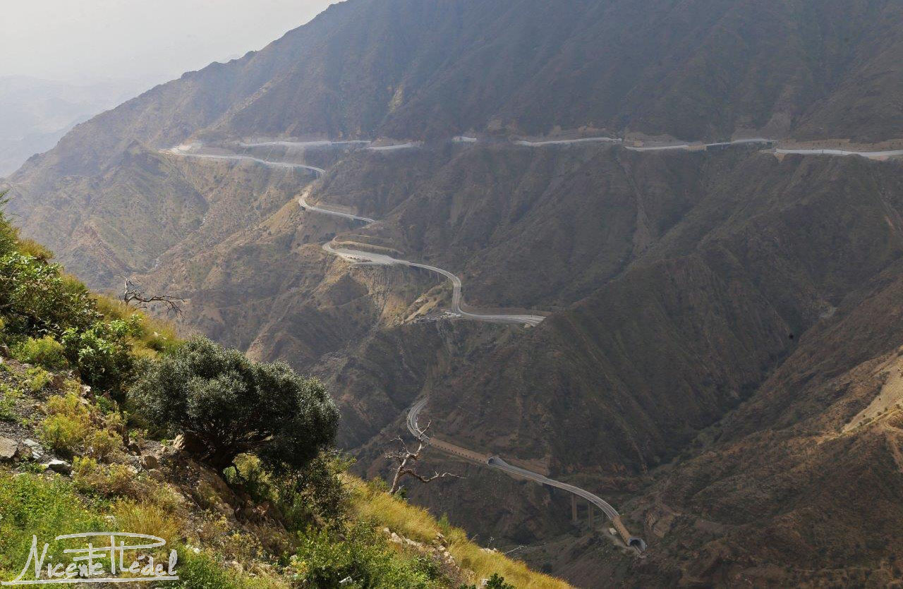 Ruta a Thee Ain, un zigzagueante “arañazo”.